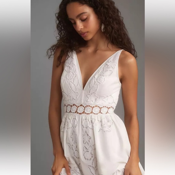 Anthropologie Vineet Bahl Sleeveless V-Neck Floral Cutwork Midi Dress Sz M - Picture 3 of 16